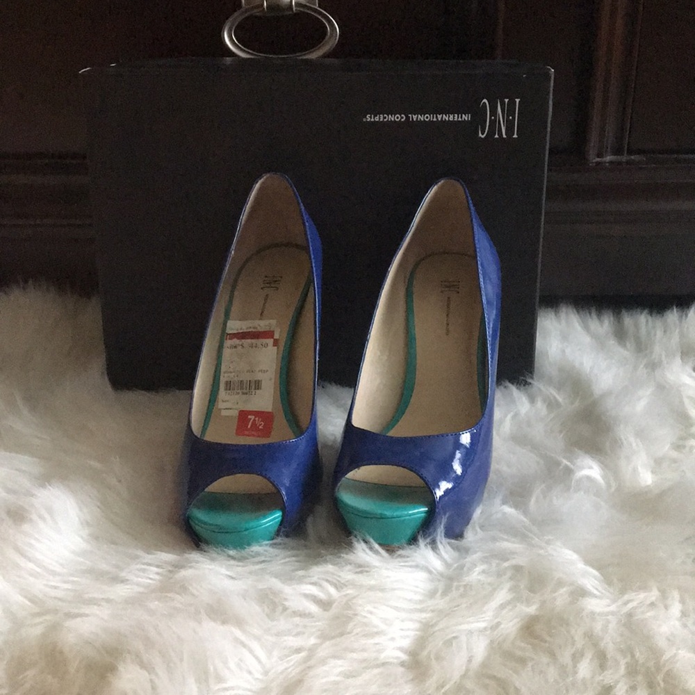 I.N.C Color Block Peep Toe Heel😍